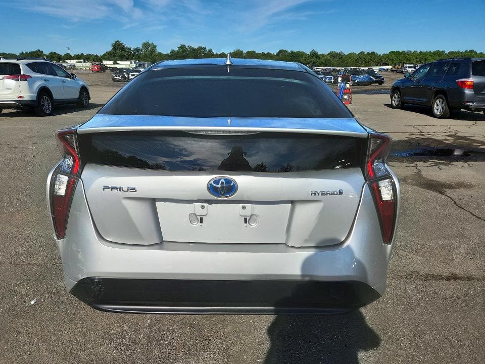 2018 TOYOTA PRIUS ONE 6