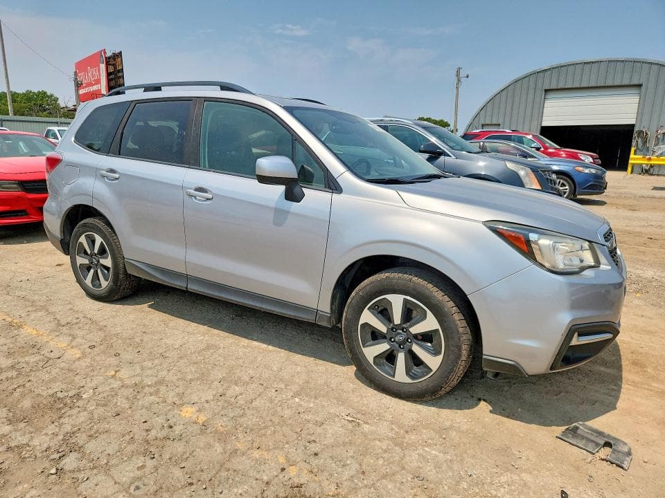 2017 SUBARU FORESTER 2.5I PREMIUM 4