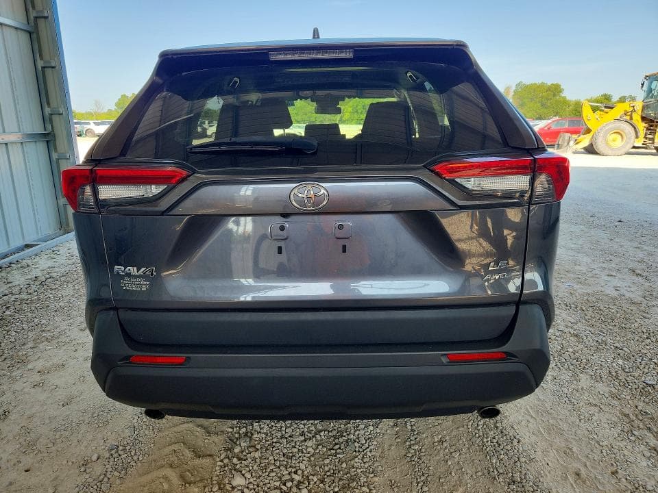 2019 TOYOTA RAV4 LE 6