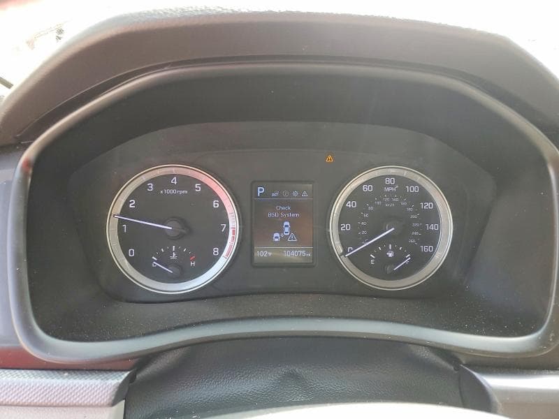 2018 HYUNDAI SONATA SE 9