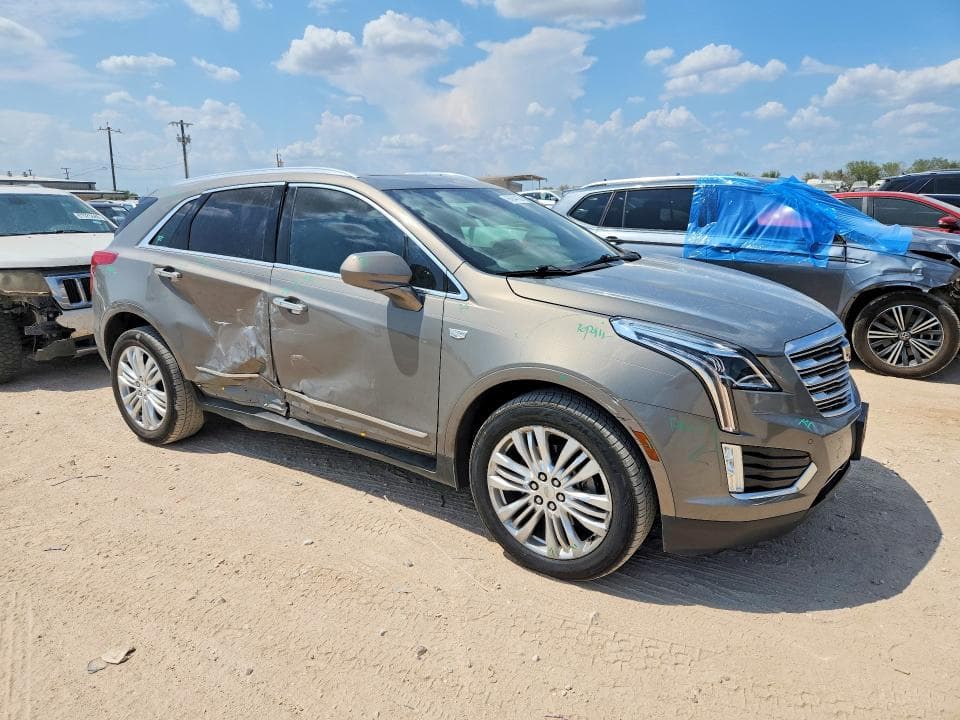 2017 CADILLAC XT5 PREMIUM LUXURY 4