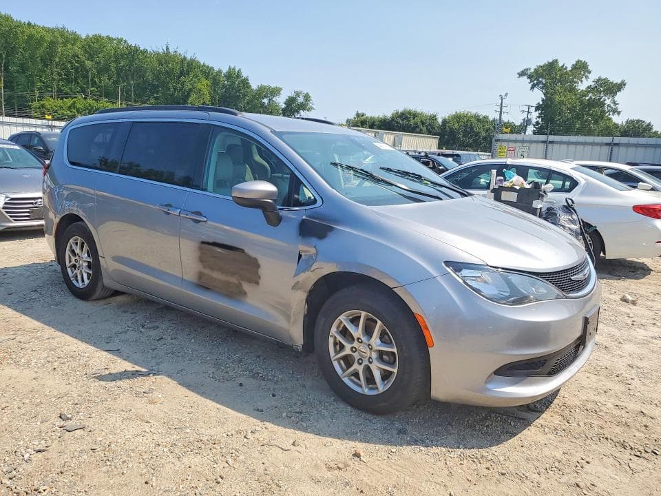 2021 CHRYSLER VOYAGER LXI 4