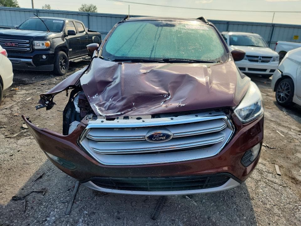 2018 FORD ESCAPE SE 5