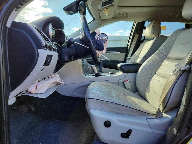 2017 JEEP GRAND CHEROKEE SUMMIT 7