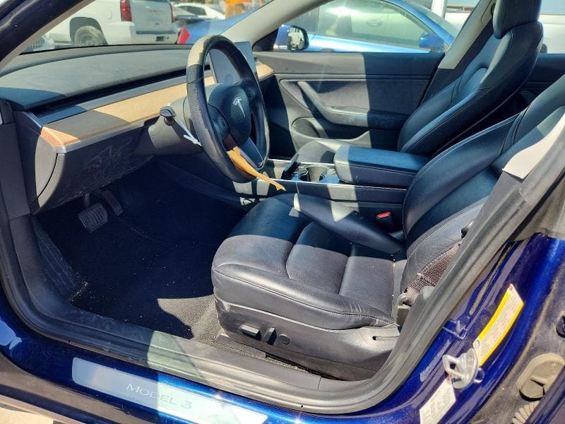2018 TESLA MODEL 3 7