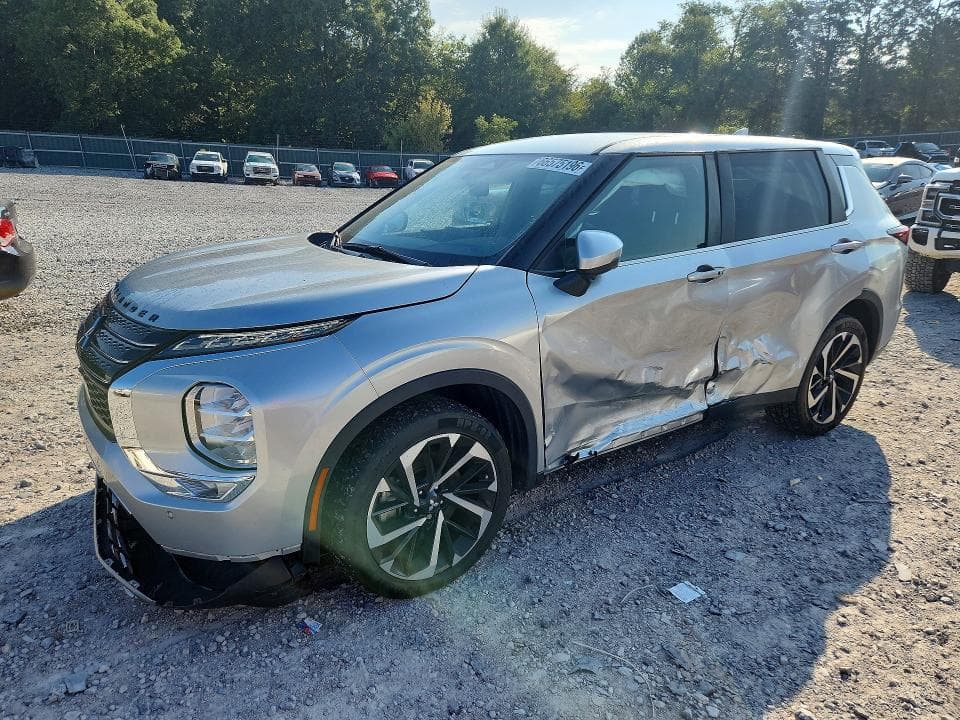 2023 MITSUBISHI OUTLANDER SE - 1