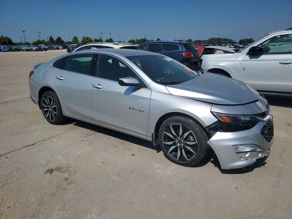 2021 CHEVROLET MALIBU RS 4