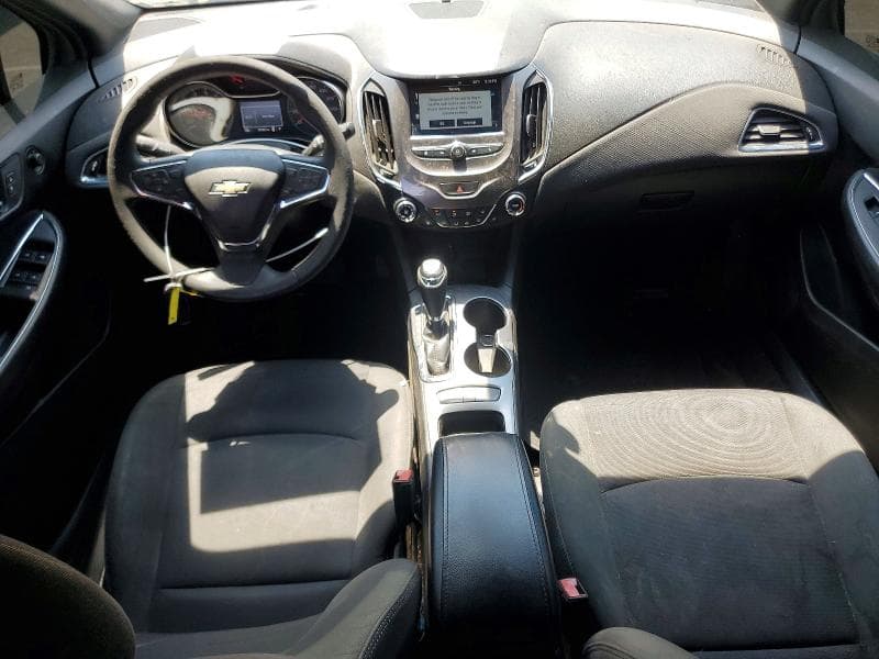 2017 CHEVROLET CRUZE LT 8