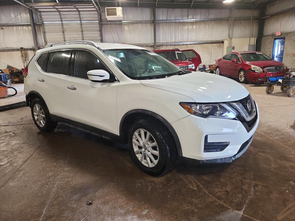 2018 NISSAN ROGUE SV 4