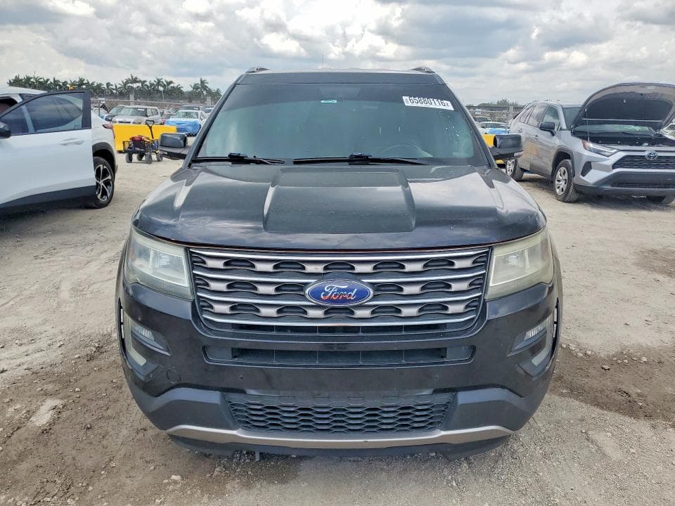 2017 FORD EXPLORER XLT 5