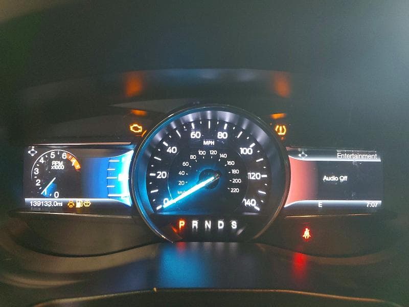 2017 FORD EXPLORER XLT 9