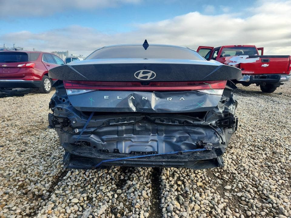 2024 HYUNDAI ELANTRA SEL 6
