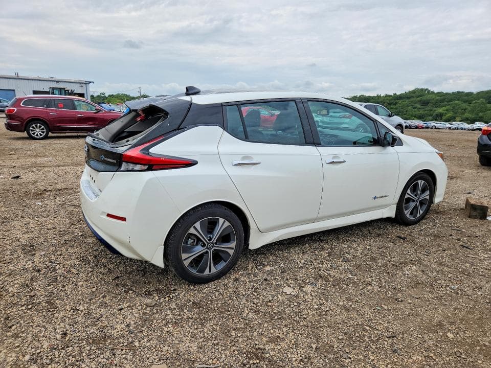2019 NISSAN LEAF SL 3