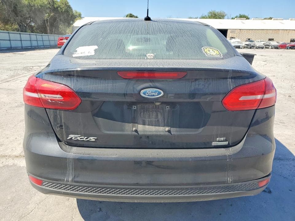 2018 FORD FOCUS SE 6