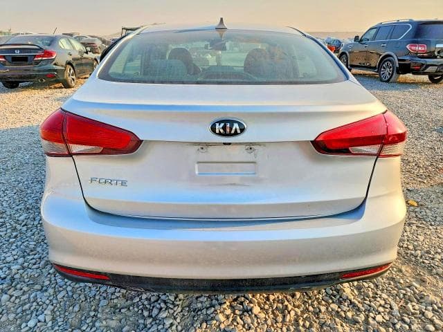 2017 KIA FORTE LX 6