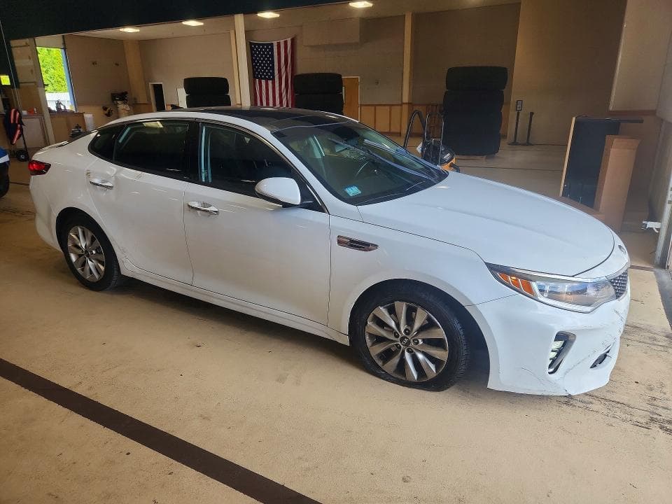 2018 KIA OPTIMA S 4