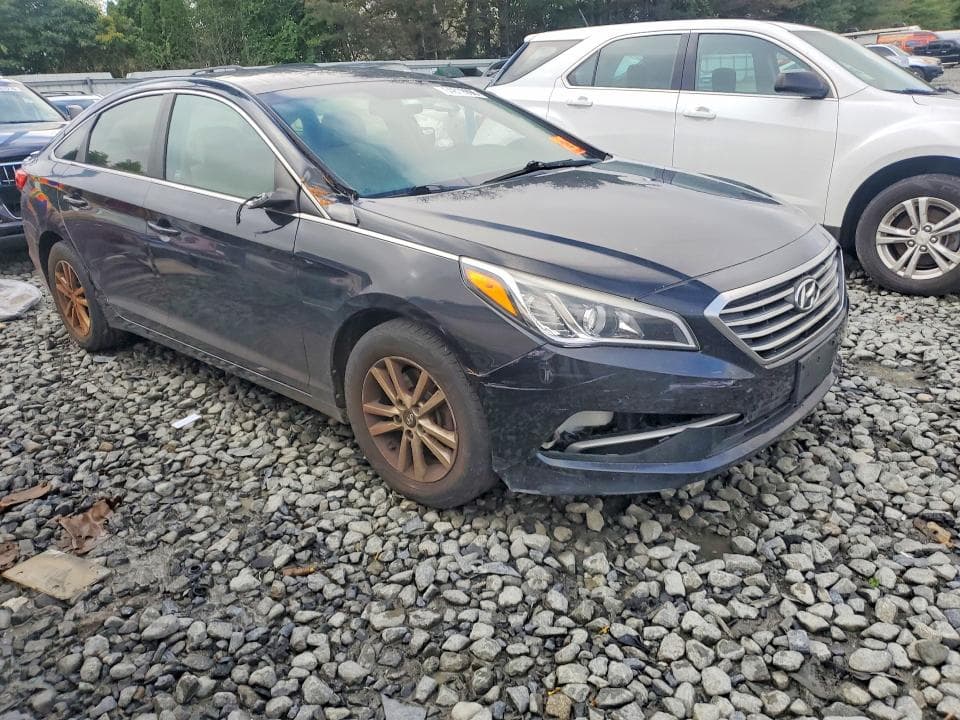 2017 HYUNDAI SONATA SE 4