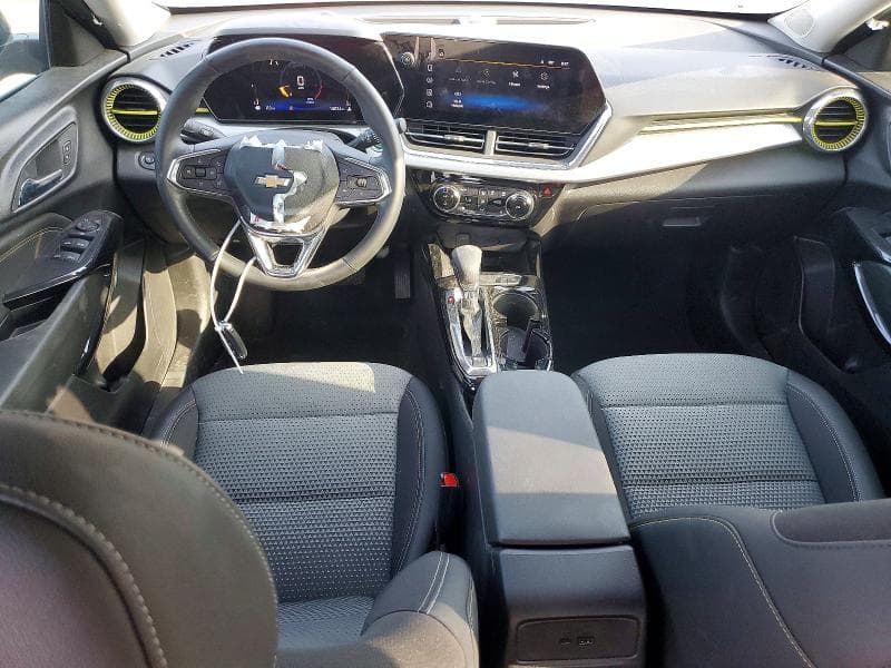 2026 CHEVROLET TRAX 1LT 8