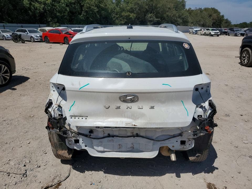 2024 HYUNDAI VENUE SEL 6