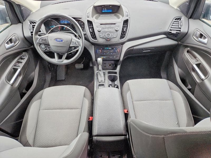 2017 FORD ESCAPE SE 8
