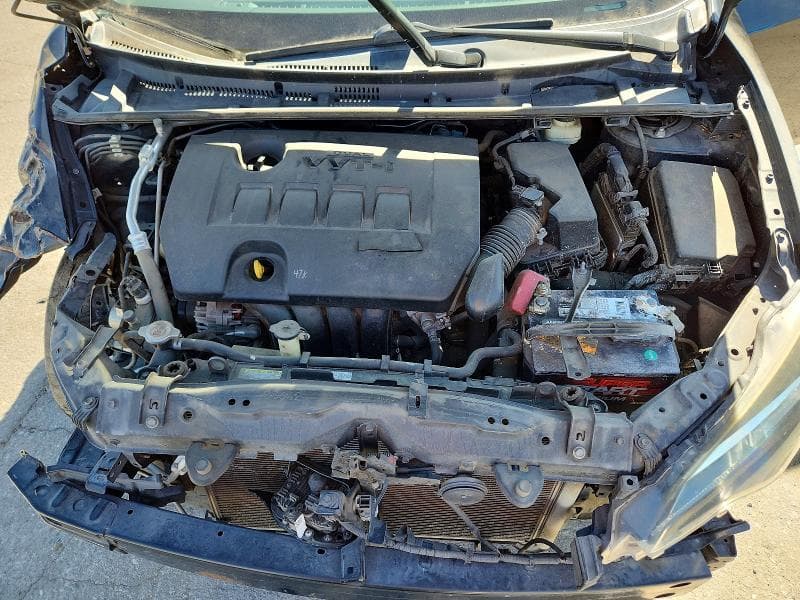 2018 TOYOTA COROLLA LE 11