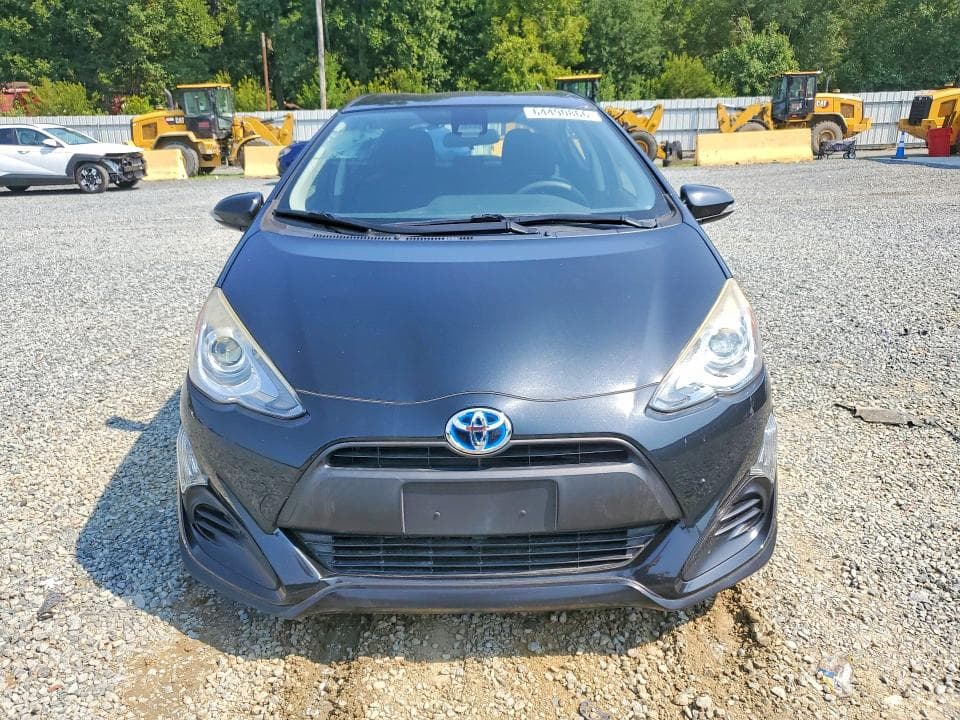 2017 TOYOTA PRIUS C TWO 5