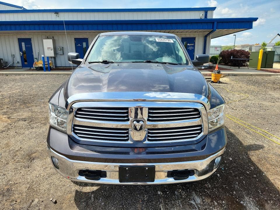 2018 RAM 1500 SLT 5