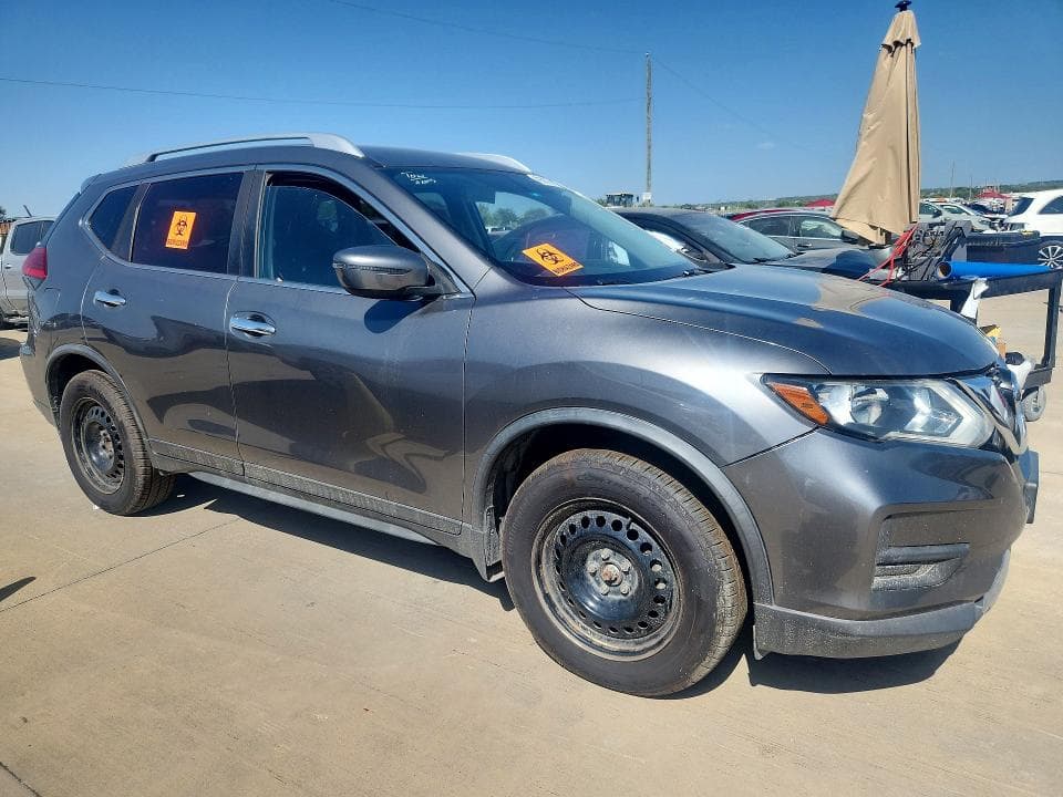 2017 NISSAN ROGUE S 4