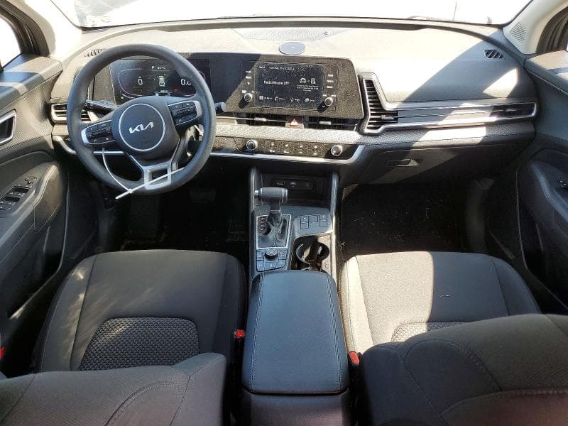 2024 KIA SPORTAGE LX 8