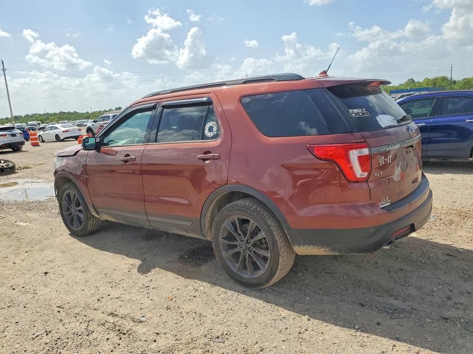 2018 FORD EXPLORER XLT 2