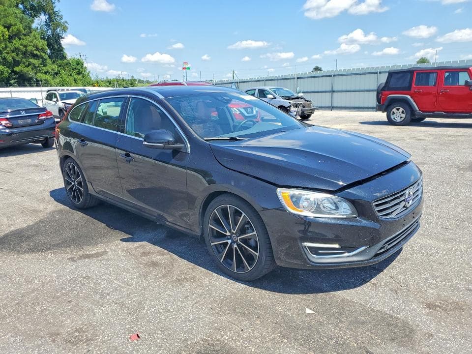 2017 VOLVO V60 T5 PREMIER 4