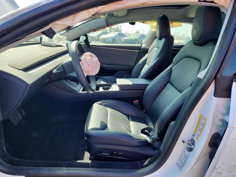 2025 TESLA MODEL 3 7