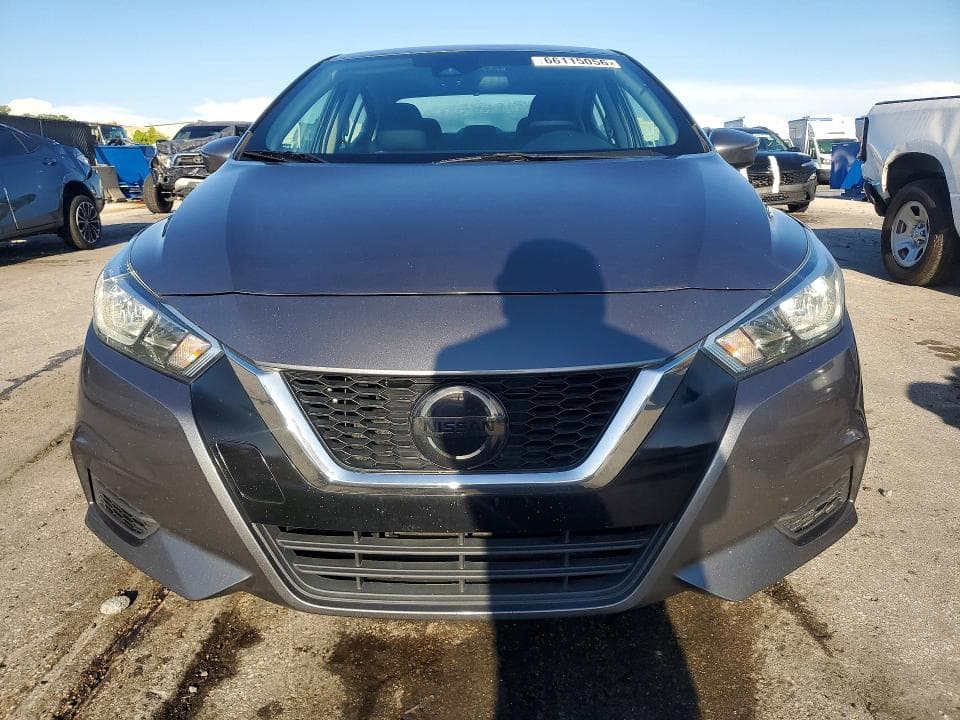 2021 NISSAN VERSA SV 5