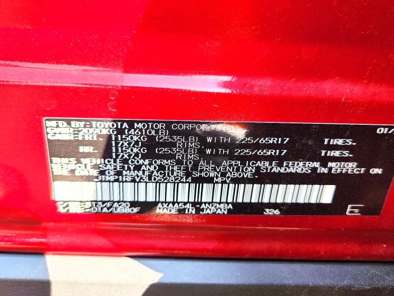 2020 TOYOTA RAV4 XLE 13
