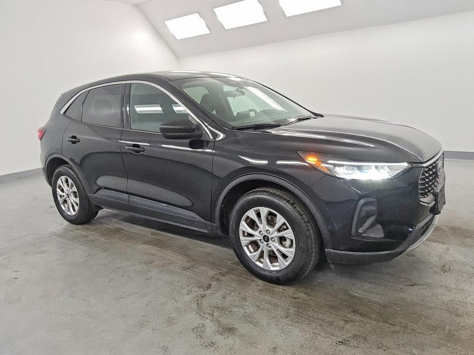 2023 FORD ESCAPE ACTIVE 4