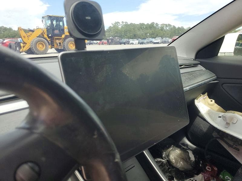 2018 TESLA MODEL 3 9