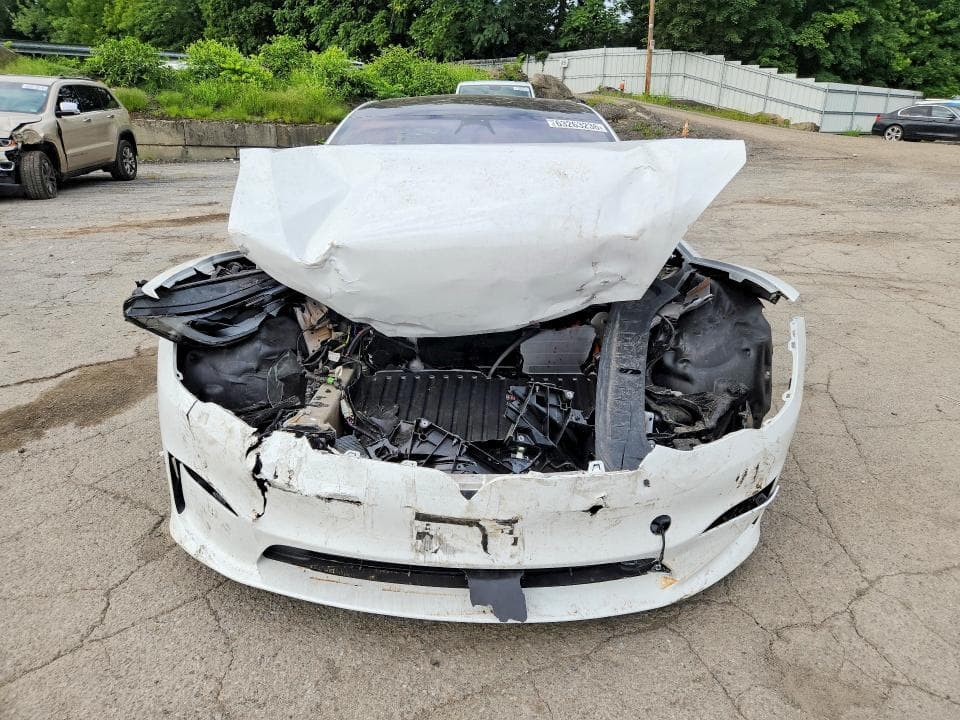 2024 TESLA MODEL S 5