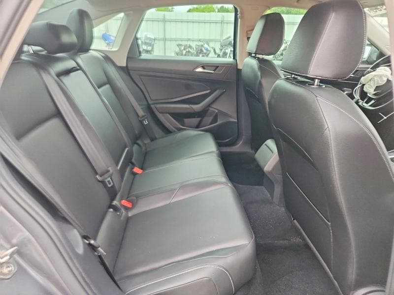 2019 VOLKSWAGEN JETTA SEL 10