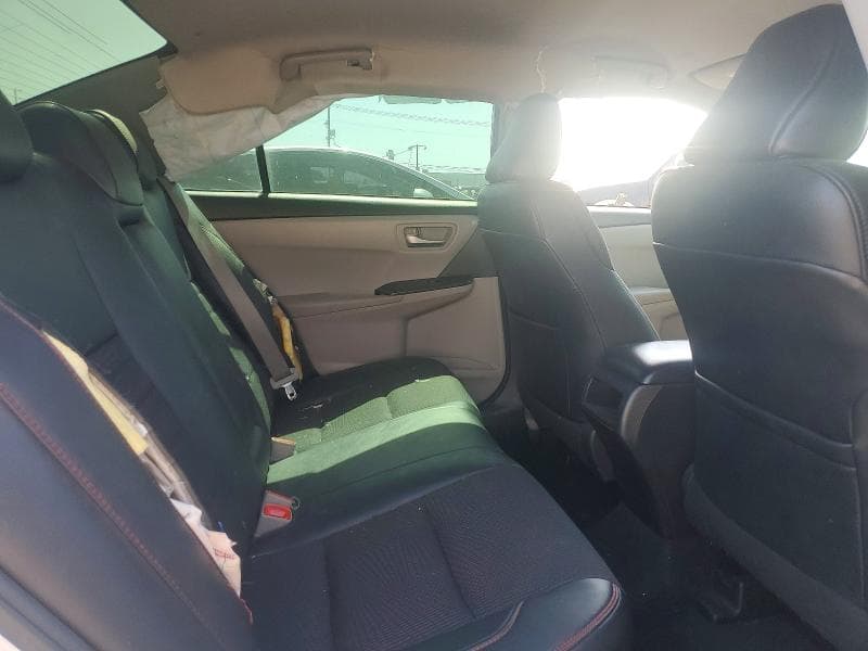 2017 TOYOTA CAMRY HYBRID LE 10