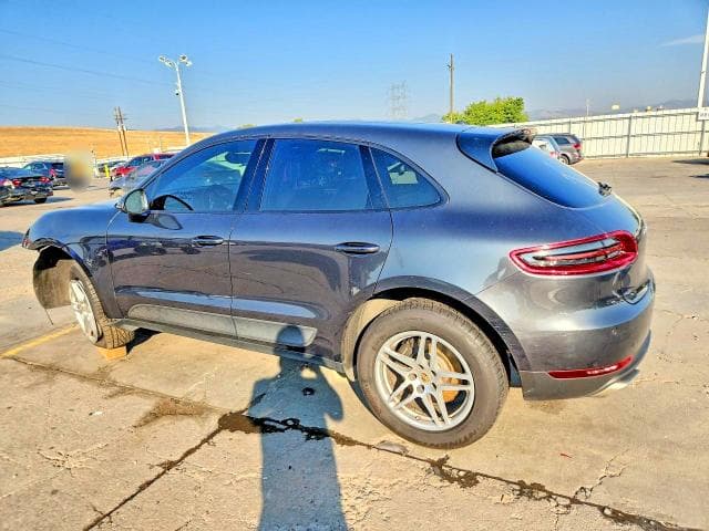 2018 PORSCHE MACAN 2