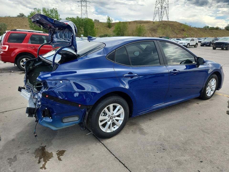 2025 TOYOTA CAMRY LE 3