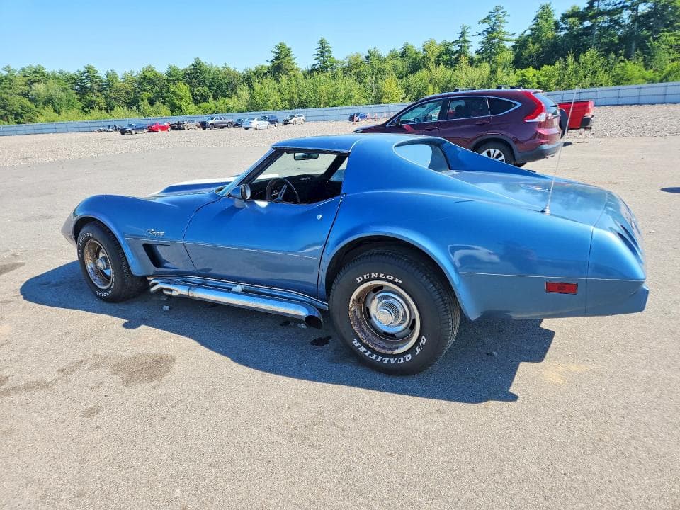 1975 CHEVROLET CORVETTE 2