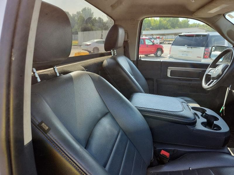 2023 RAM 1500 CLASSIC TRADESMAN 10