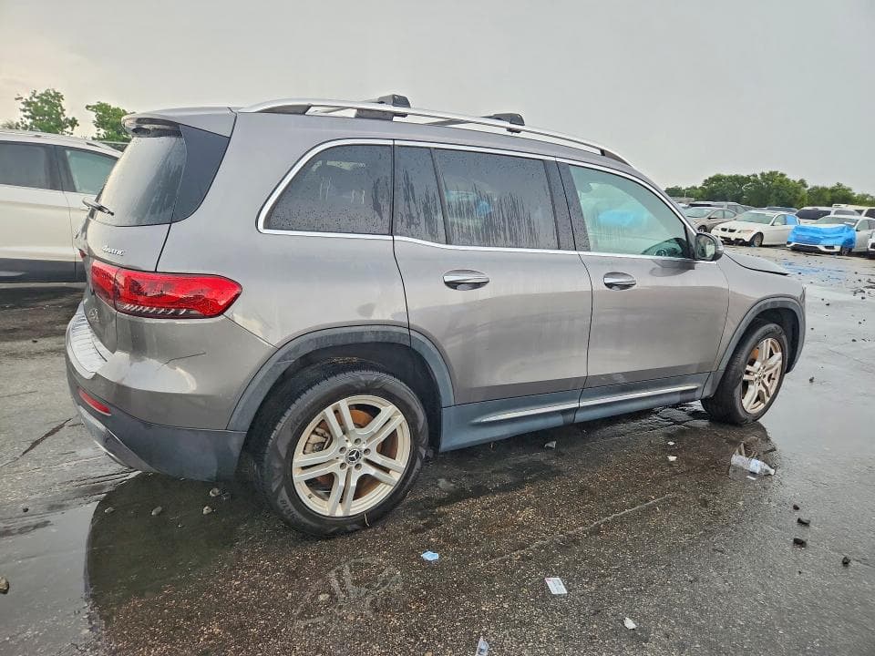 2022 MERCEDES-BENZ GLB 250 4MATIC 3