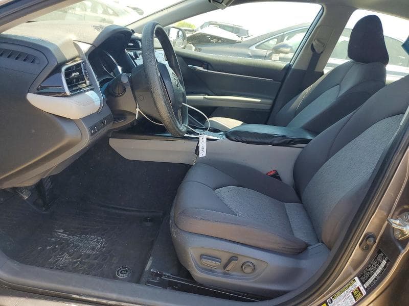 2019 TOYOTA CAMRY LE 7