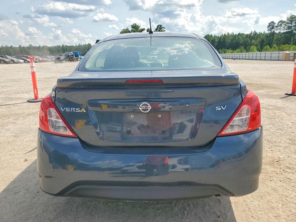 2017 NISSAN VERSA 1.6 SV 6