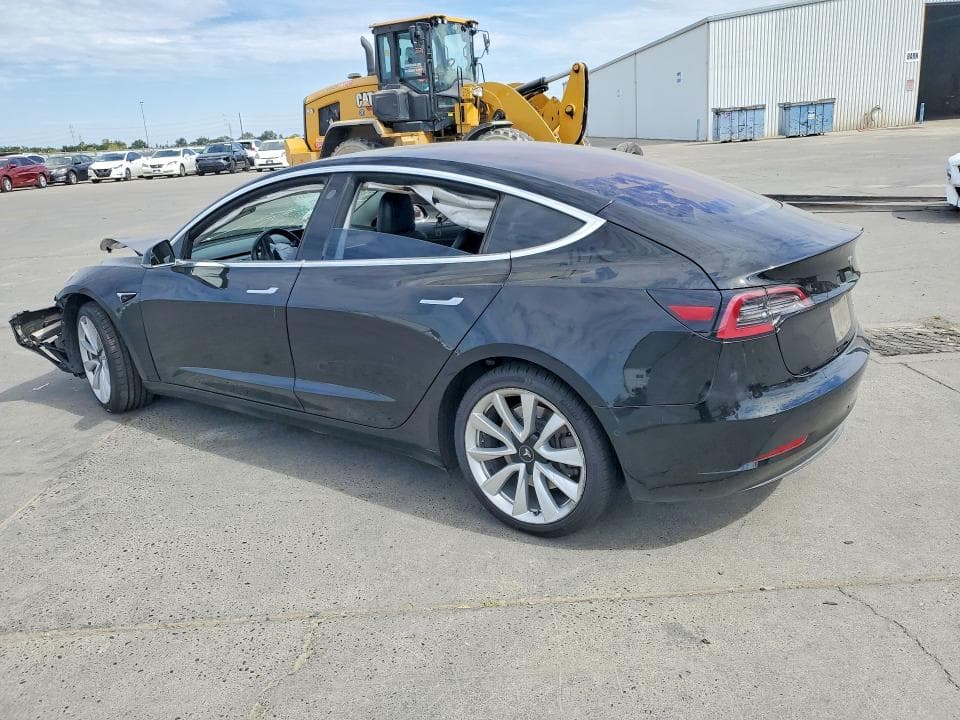 2018 TESLA MODEL 3 2