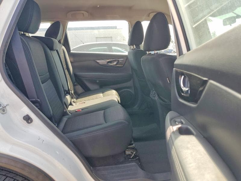 2017 NISSAN ROGUE S 11