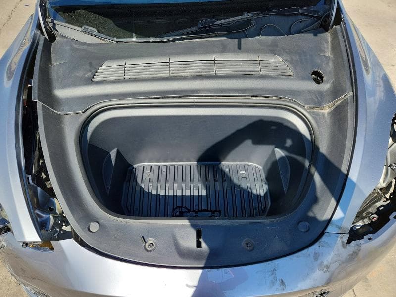 2024 TESLA MODEL Y 11