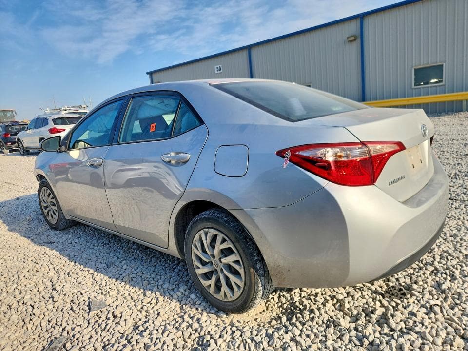 2017 TOYOTA COROLLA LE 2